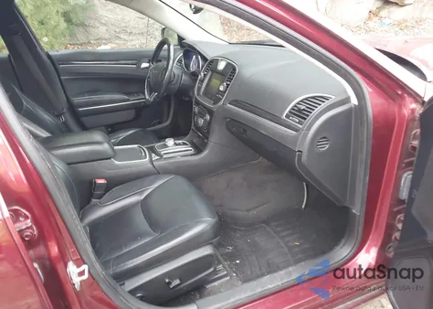 2016 Chrysler 300 Limited из США, поврежденный, VIN 2C3CCARG9GH198419